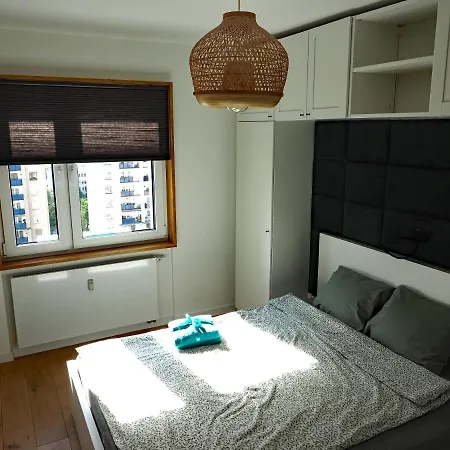 Debina Z Widokiem Апартаменты Познань